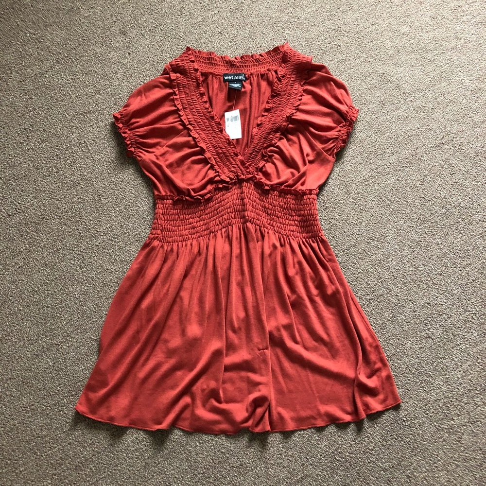 Women’s V-Neck Wet Seal Blouse